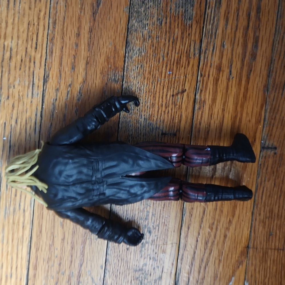 WWE Wrestlemania 37 The Fiend Bray Wyatt Action Figure Posable 6 in Collectible - Picture 2 of 2